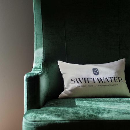 The Swiftwater Hotel Buitenkant foto
