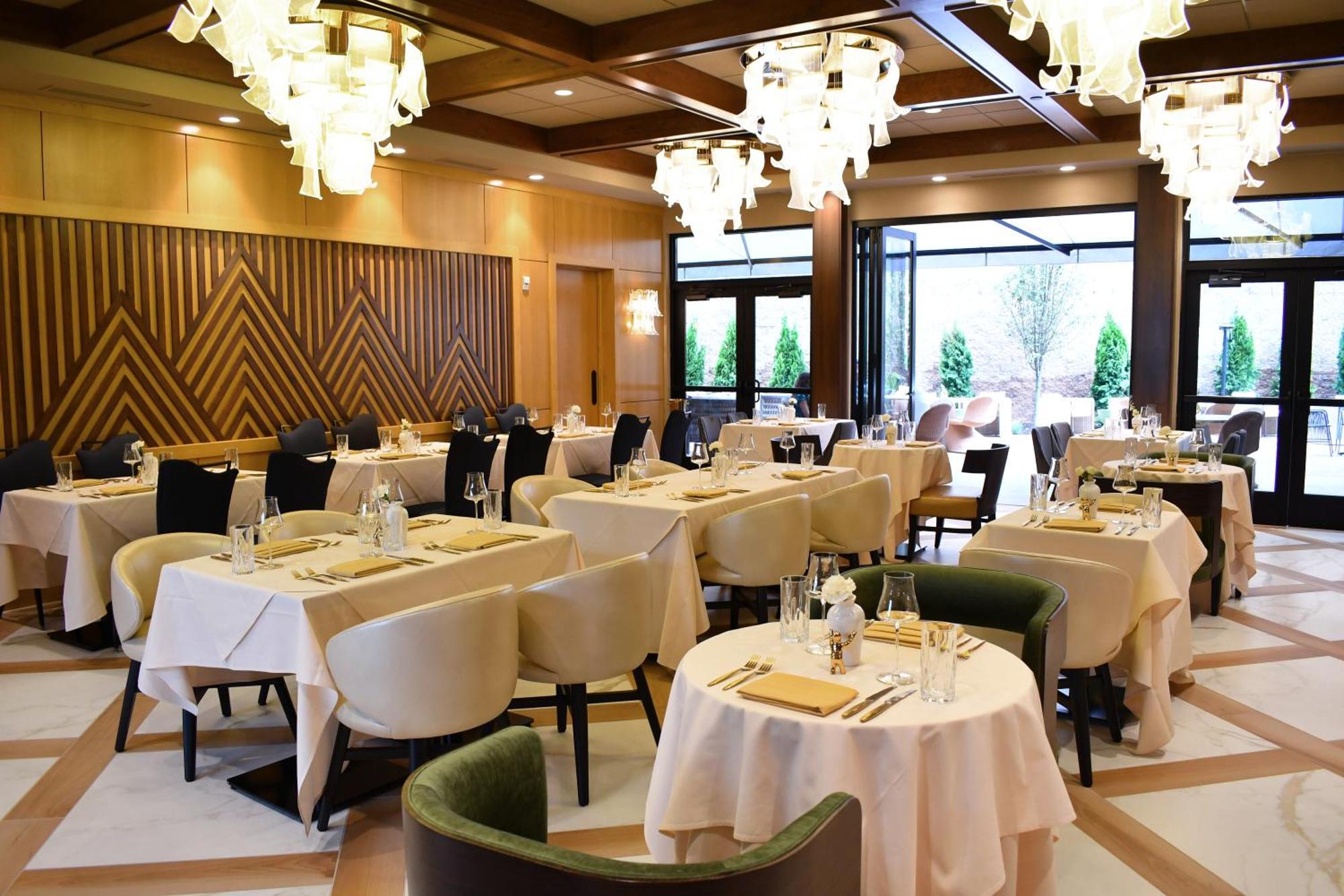 The Swiftwater Hotel Buitenkant foto