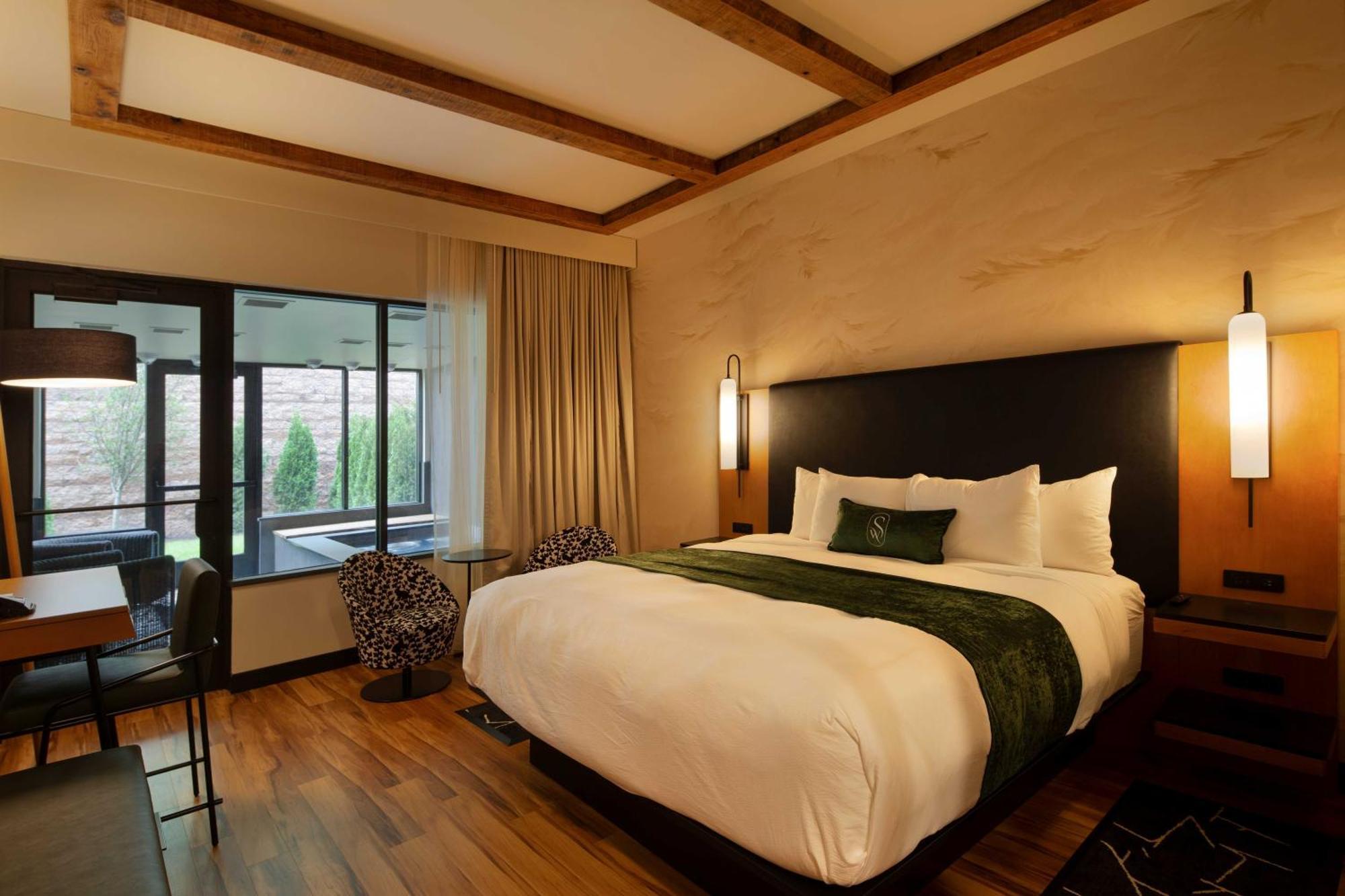 The Swiftwater Hotel Buitenkant foto