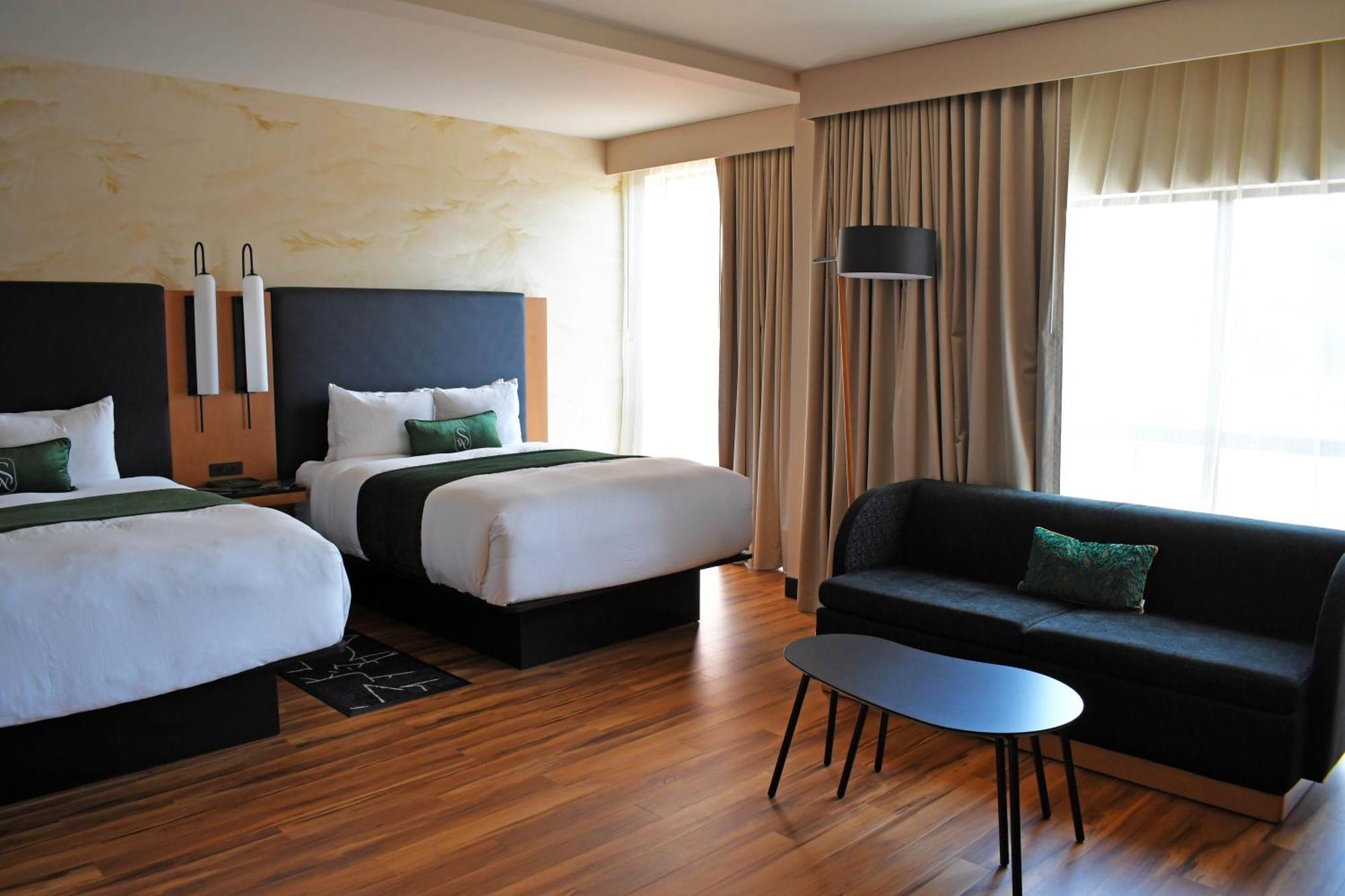 The Swiftwater Hotel Buitenkant foto